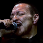 Julio Preciado abarrota el Auditorio Nacional en el inicio de su gira de despedida «Por Siempre»