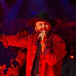 “Qué bajón lo que pasó”: Carín León ofrece disculpas tras errores de producción en Supernova Génesis