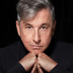Ricardo Montaner conquista el Auditorio Nacional y reafirma su romance de 38 años con México