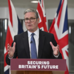 Keir Starmer anuncia oficialmente su renuncia como primer ministro del Reino Unido tras perder respaldo dentro del Partido Laborista