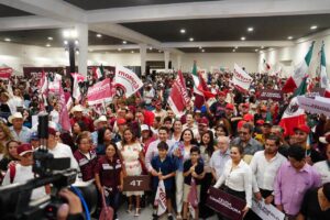 Bajo el lema «La Patria no se vende, se ama y se defiende»: Celida López