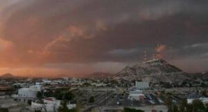 Prevén noche de tormentas este jueves y viernes con lluvias intensas para el centro y sur de Sonora